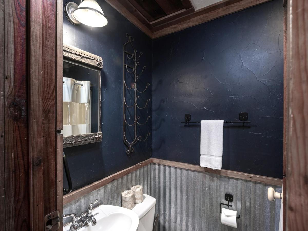 Apache Village 3, Queen Bed, Midtown, Sleeps 2 Руідозо Екстер'єр фото